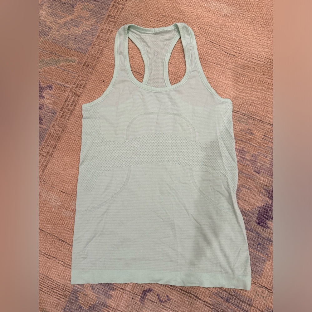 Lululemon mint green tank top
